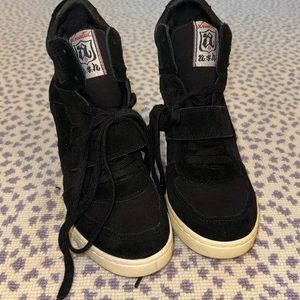 NWOT Black Ash Wedge Suede Sneakers Size 39